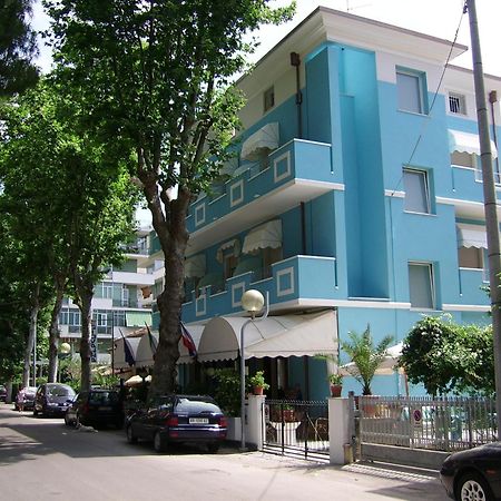 Bed And Breakfast Villa Giovanna Римини Екстериор снимка