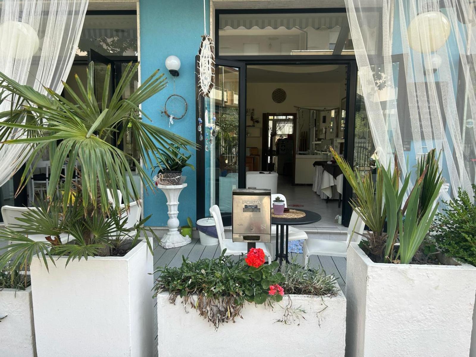 Bed And Breakfast Villa Giovanna Римини Екстериор снимка