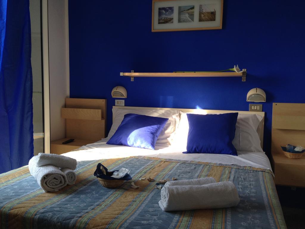 Bed And Breakfast Villa Giovanna Римини Екстериор снимка