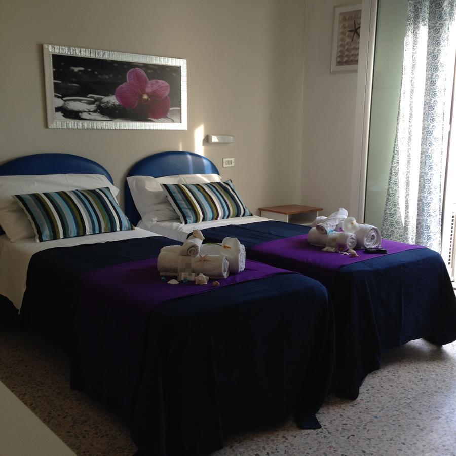 Bed And Breakfast Villa Giovanna Римини Екстериор снимка
